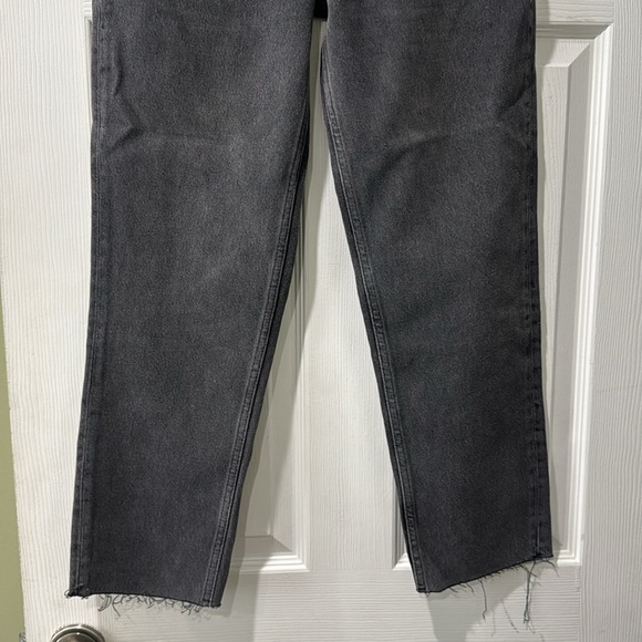 Triarchy Women’s Jeans - Picture 3 of 12